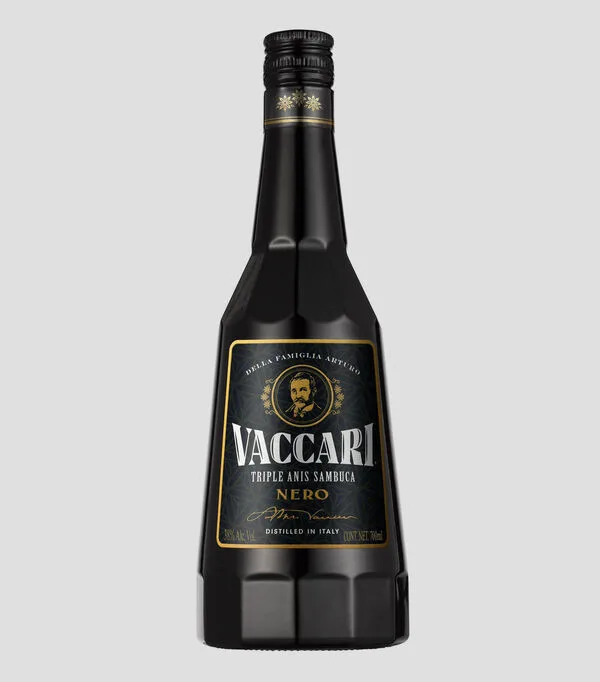 Botella de Licor de sambuca Vaccari Nero, 700 ml