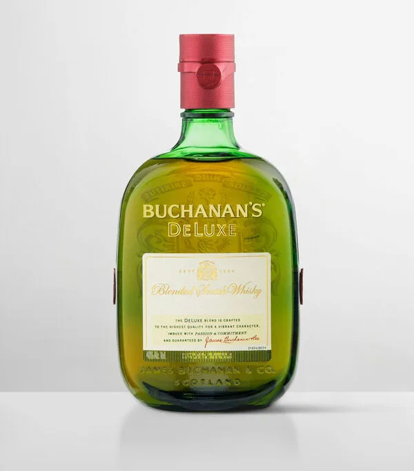 Botella de Whisky Buchanan's Deluxe 12 años Blended Scotch, 750 ml