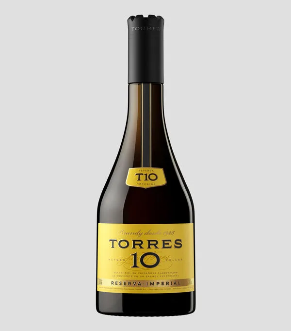 Botella de Brandy Torres 10, 700 ml