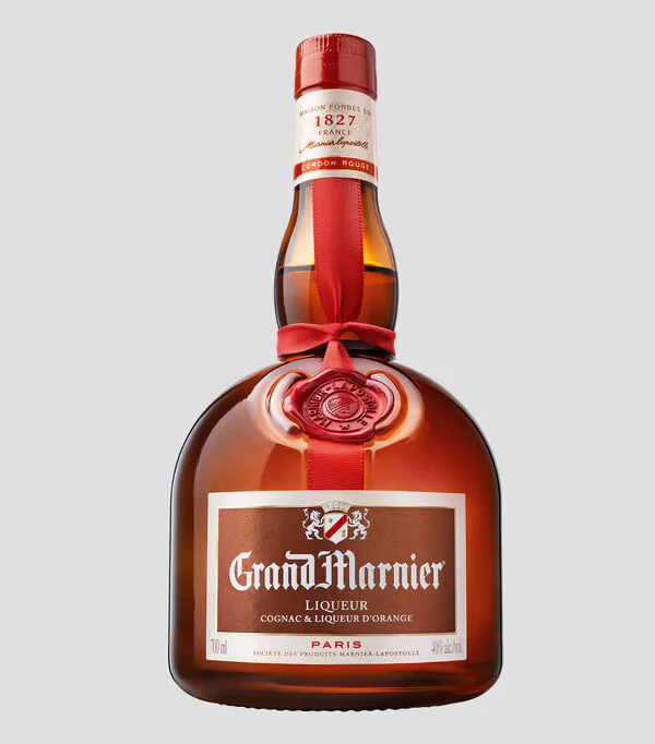 Botella de Licor Grand Marnier Rouge, 700 ml