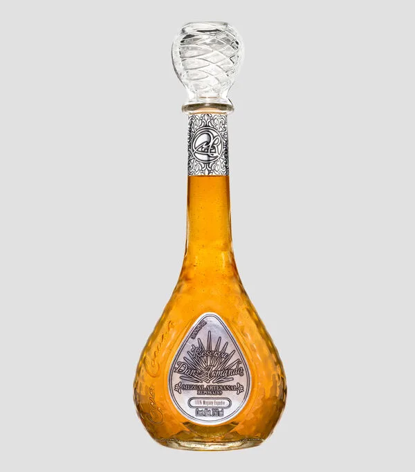 Botella de Mezcal Reserva Don Armando, 750 ml
