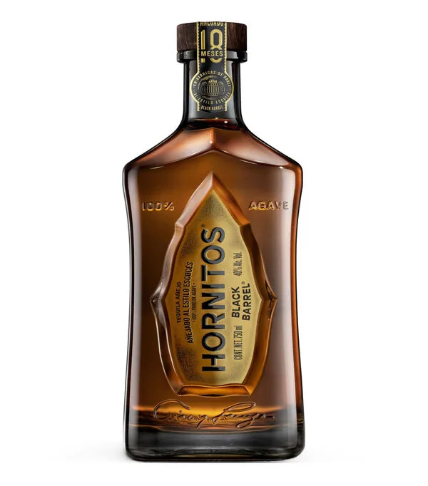 Botella de Tequila Black Barel, 750 ml
