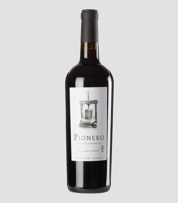 Botella de Vino Tinto Tempranillo, Cabernet Sauvignon, Merlot Cosecha Selecta, 750 ml