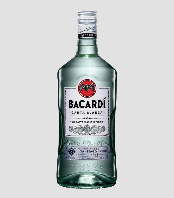 Botella de Ron Blanco Bacardí Carta Blanca, 1750 ml