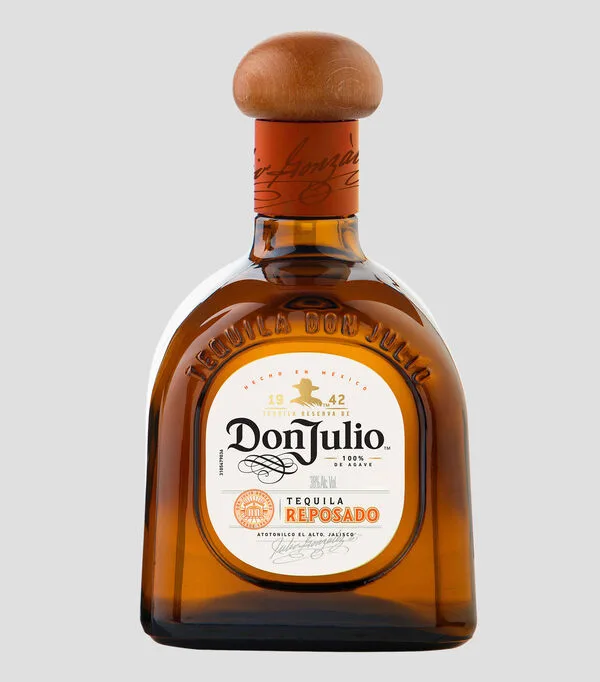 Botella de Tequila Don Julio Reposado, 700 ml