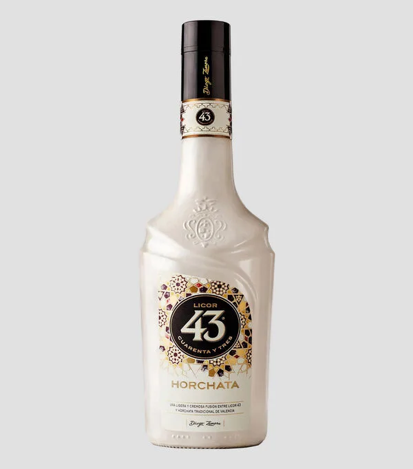 Botella de Licor de Horchata, 700 ml
