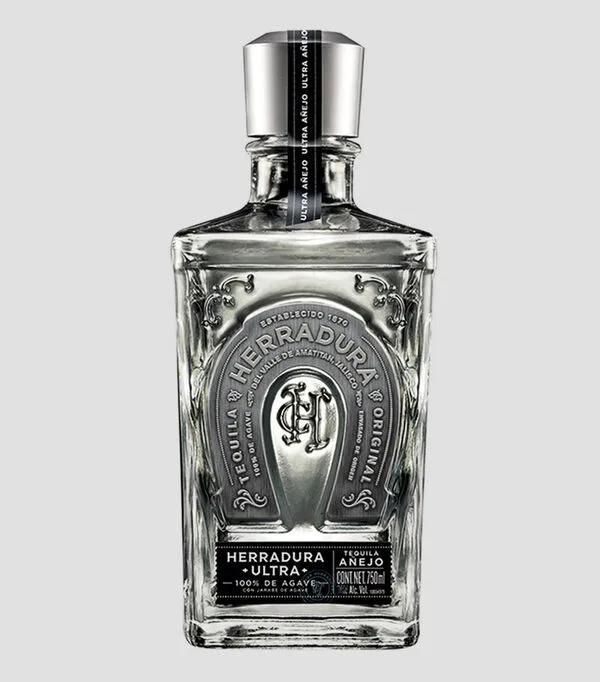 Botella de Tequila Anejo Herradura Ultra, 700 ml