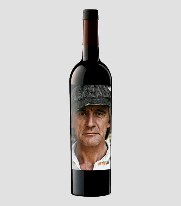 Botella de Vino tinto Tempranillo, 750 ml