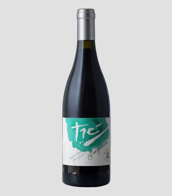 Botella de Vino Tinto Sangvese Tré, 750 ml