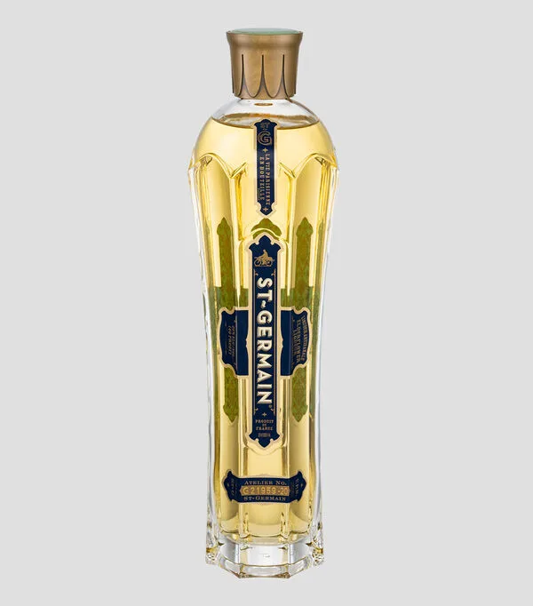 Botella de Licor de saúco St. Germain, 750 ml