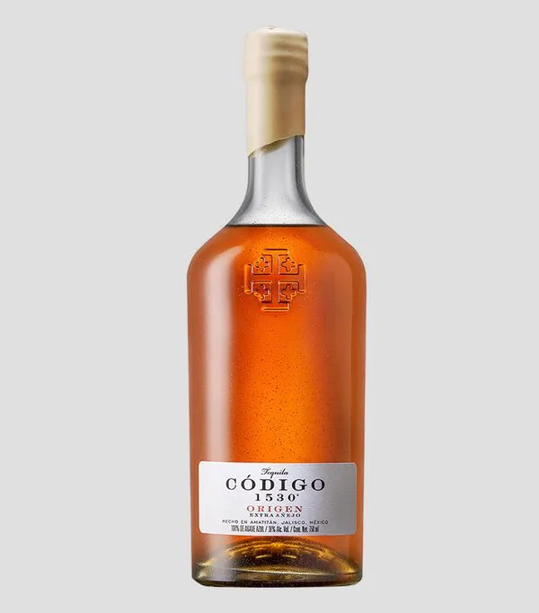 Botella de Tequila Extra Anejo Codigo 1530, 750 ml