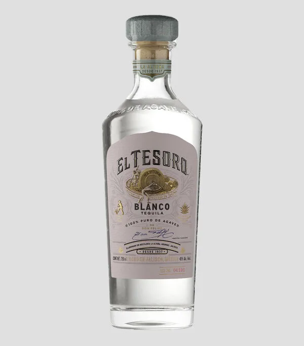 Botella de Tequila Blanco El Tesoro, 750 ml