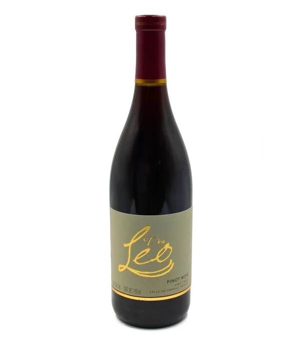 Botella de Vino Tinto Pinot Noir, México, 750 ml