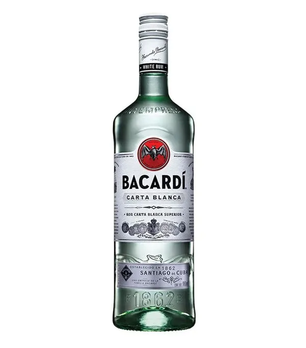 Botella de Ron blanco Bacardi Carta Blanca, 700 ml