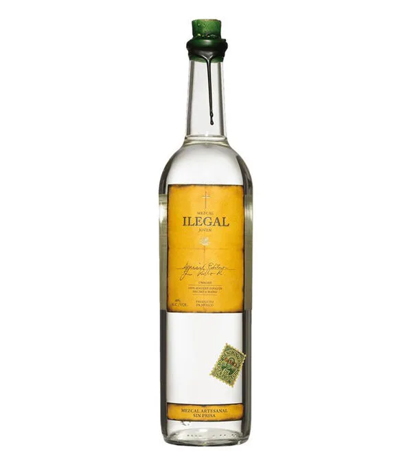 Botella de Mezcal Joven Ilegal, 700 ml
