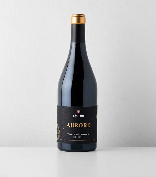 Botella de Vino tinto Aurore ensamble Feteasca Neagră, Moldavia, 750 ml