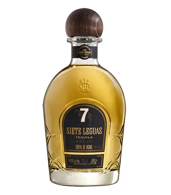 Botella de Tequila Anejo 7 Leguas, 700 ml