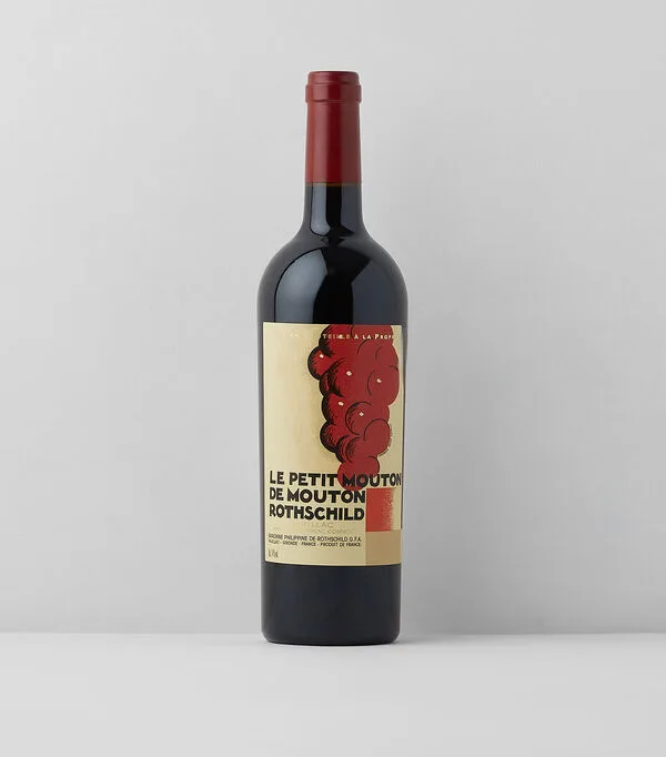 Botella de Vino Tinto Cabernet Sauvignon Le Petit Mouton 2022, 750 ml