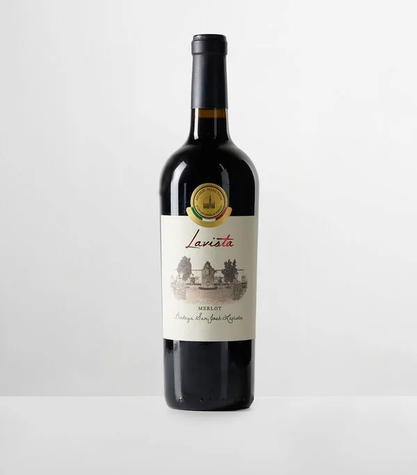 Botella de Vino tinto merlot Lavista, México, 750 ml