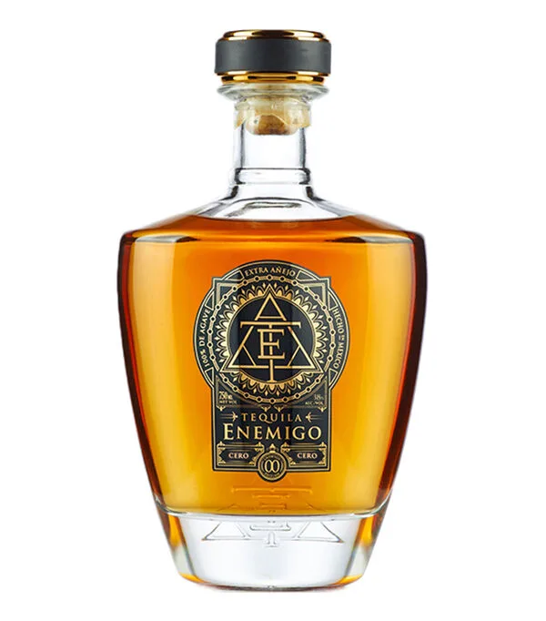 Botella de Tequila Enemigo Extra Añejo, 750 ml