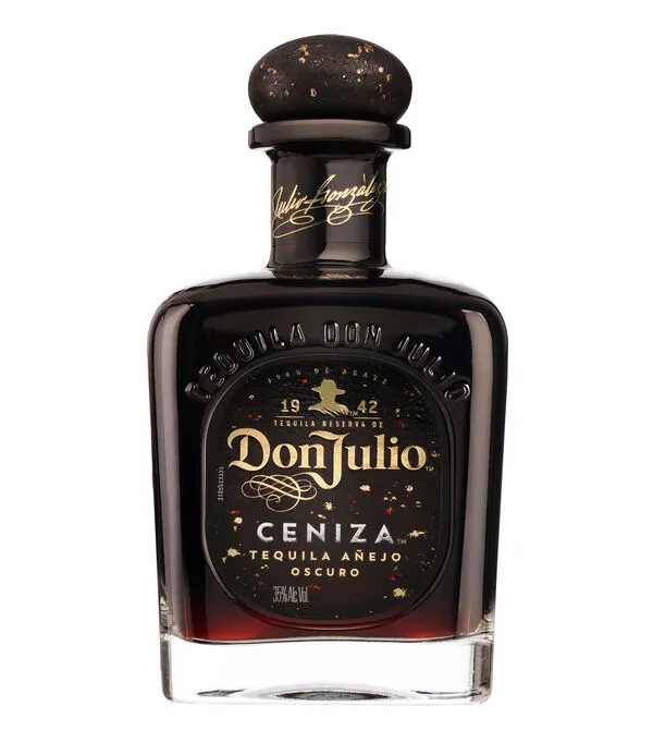 Botella de Tequila Don Julio Ceniza Añejo Oscuro, 700 ml