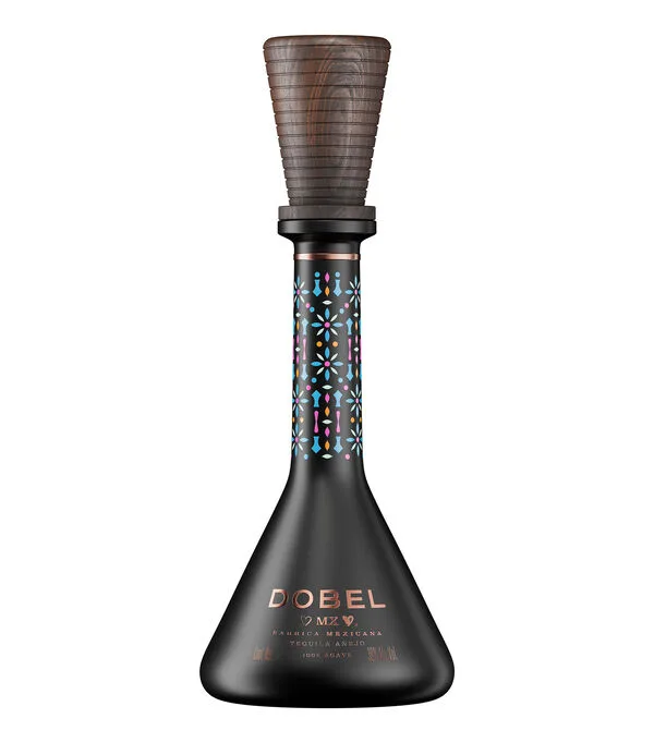 Botella de Tequila Maestro Dobel MX Anejo, 750 ml