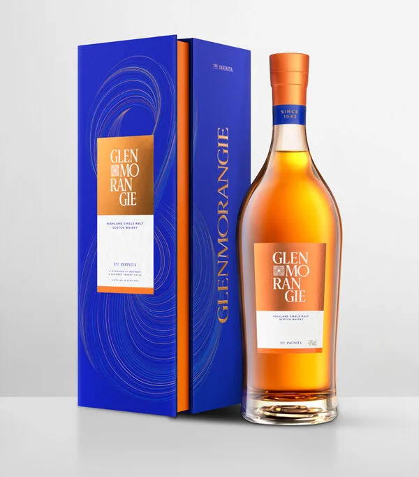 Botella de Whisky escocés 18 Years old Infinita, 750 ml