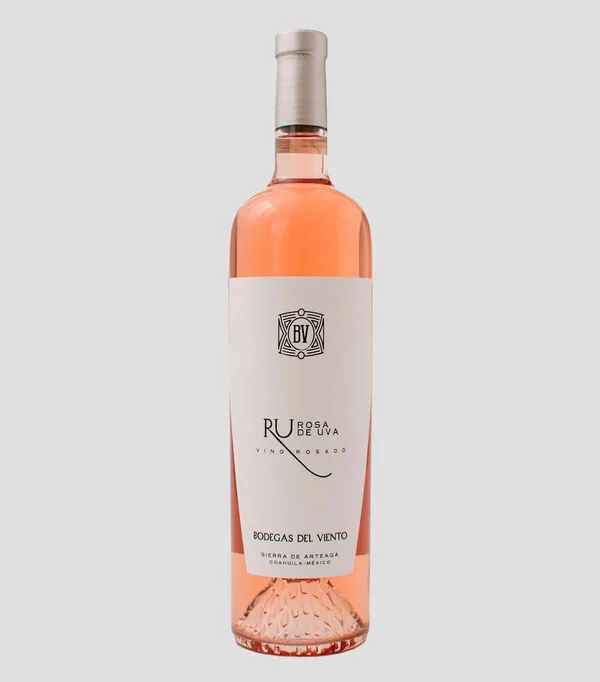Botella de Vino rosado Pinot Noir Ru Rosa de uva, México, 750 ml