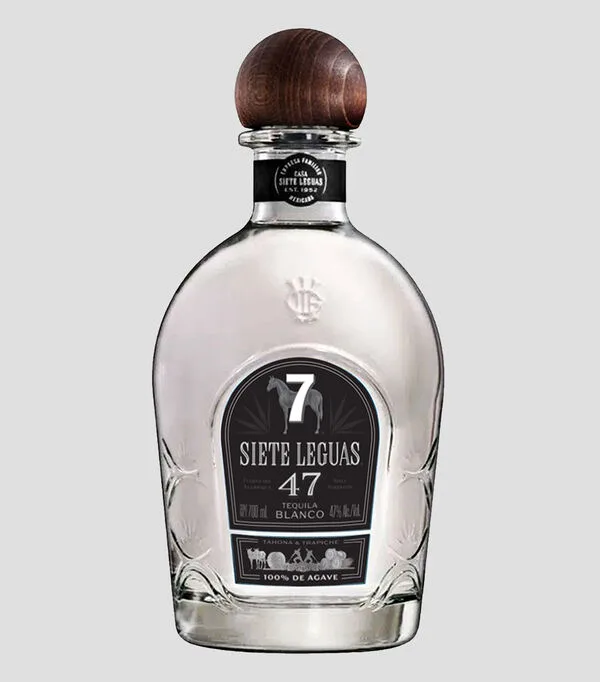 Botella de Tequila 7 Leguas 47 Blanco, 700 ml