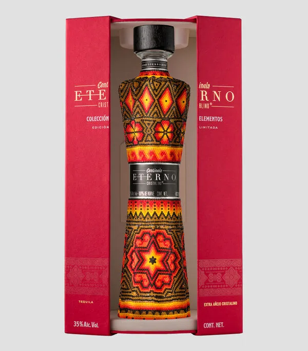 Botella de Tequila Eterno Cristalino Elemento Fuego, 750 ml