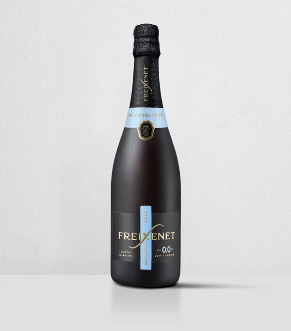Botella de Vino Espumoso Macabeo Freixenet Cordón Negro Sin alcohol, España, 750 ml