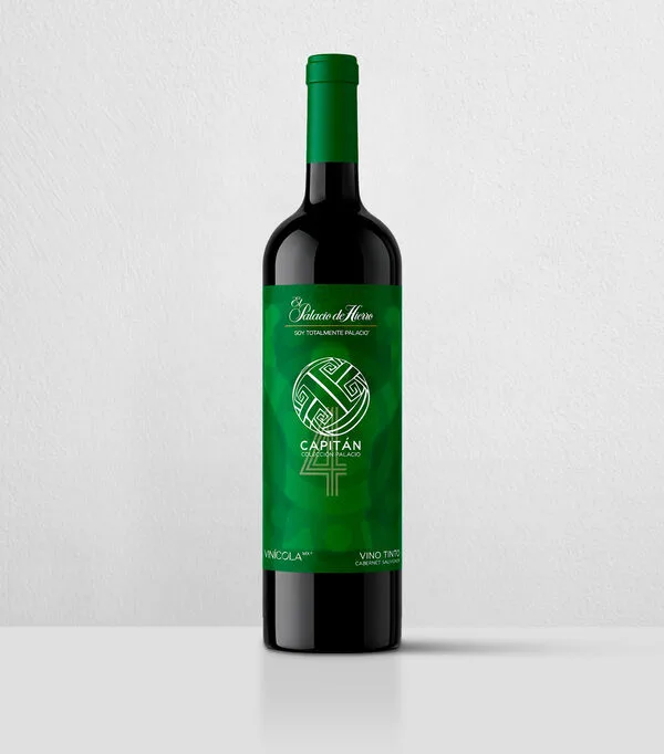 Botella de Vino tinto Cabernet Sauvignon Capitán Colección Palacio, México, 750 ml