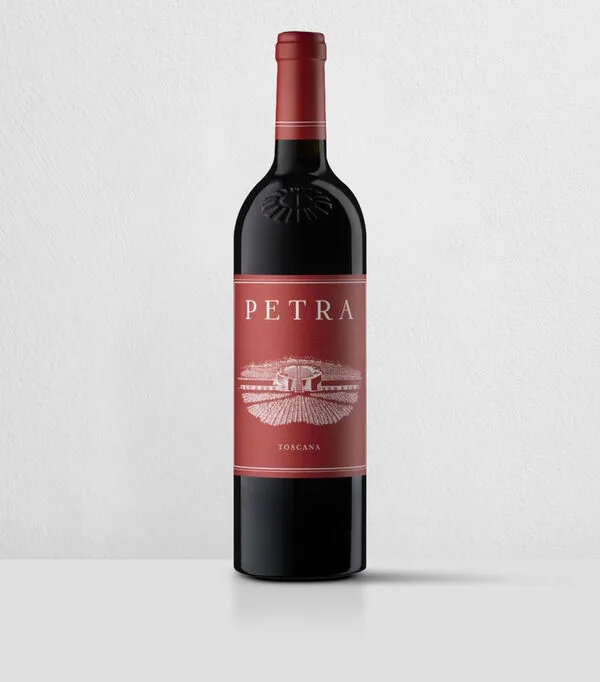 Botella de Vino Tinto Cabernet Sauvignon Petra, 750 ml