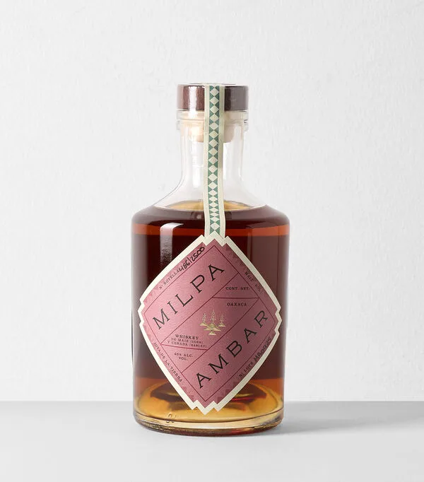 Botella de Whiskey Milpa Ámbar, 700 ml