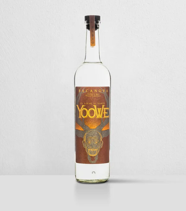 Botella de Yoowe Bacanora, 700 ml
