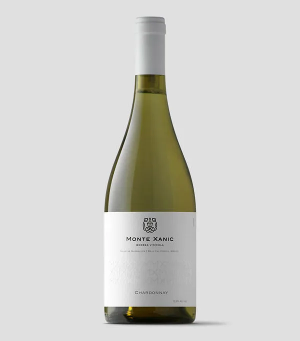 Botella de Monte Xanic Chardonnay Blanco